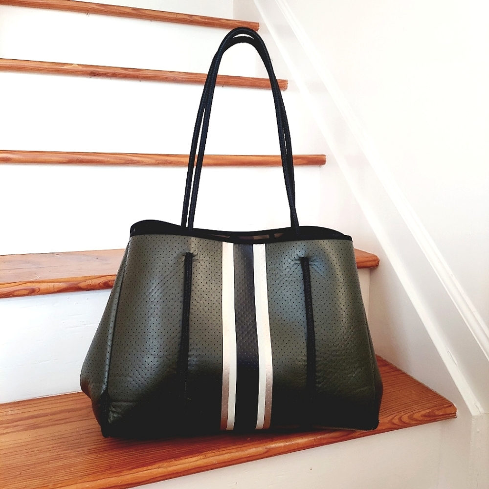 NWOT Haute Shore Camo Olive Green Neoprene Tote Bag Purse